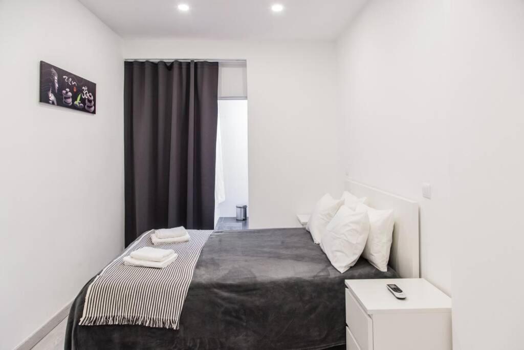 Remodeled Apartment In The City Center. ファロ エクステリア 写真